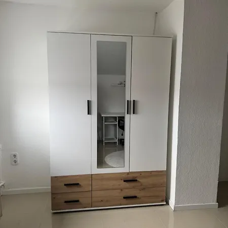 아파트 In Direkter Waldrandlage Von - Keine Handwerkerunterkunft! *