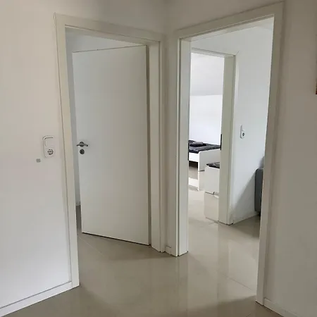 아파트 In Direkter Waldrandlage Von - Keine Handwerkerunterkunft! *