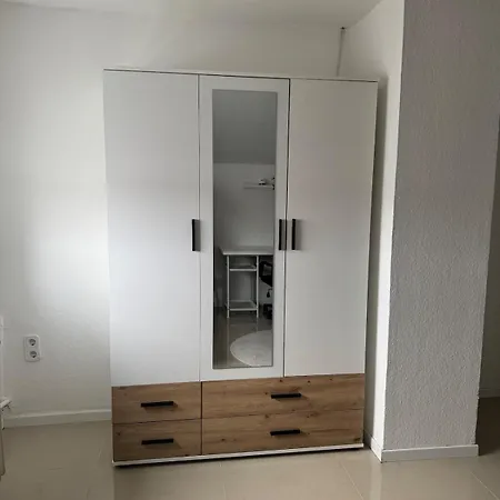 아파트 In Direkter Waldrandlage Von - Keine Handwerkerunterkunft! *